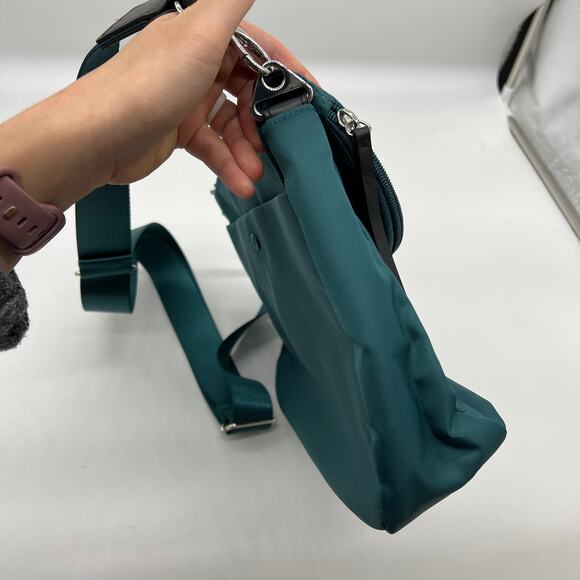 IHKWIP City Saddle Medium Crossbody Bags Autumn Teal - Picture 8 of 13